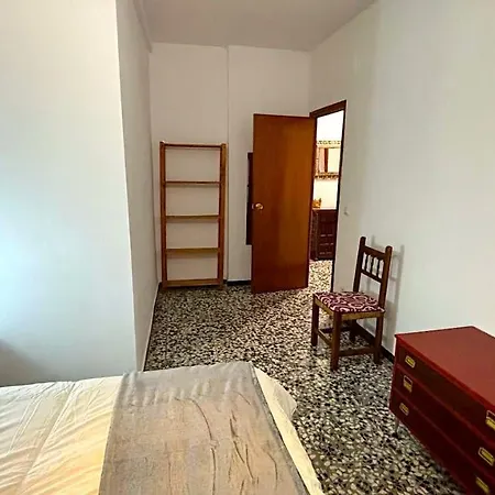 Guest house Piso Compartido Delyrent Cobatillas *