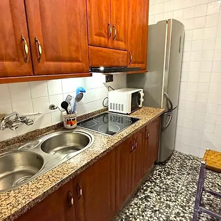Guest house Piso Compartido Delyrent Cobatillas Ubeda (Andalucia)